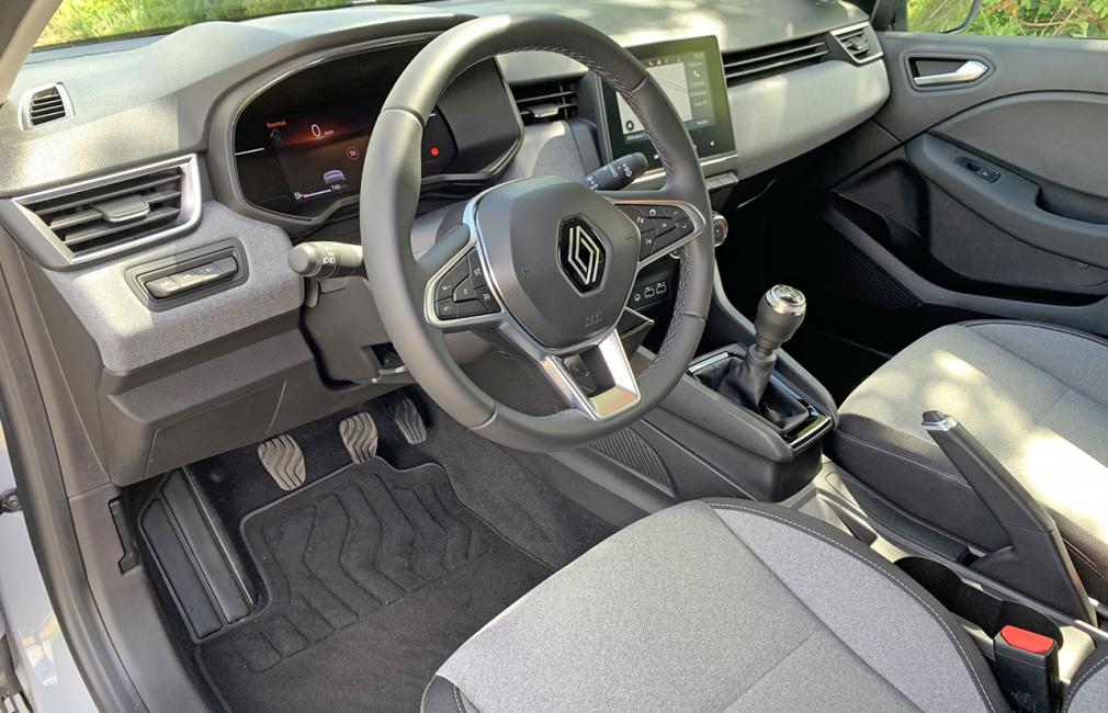 renault-clio-e-tech-8